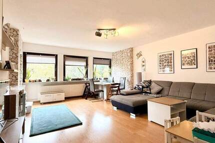 MA-Neckarau - Gepflegte - 3 ZKDBalkon-Wohnung mit Blick ins Grüne 3 zimmer