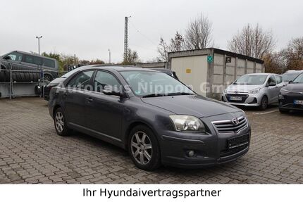 Toyota Avensis 145.050 km 3.485 &euro; Göttingen 37077