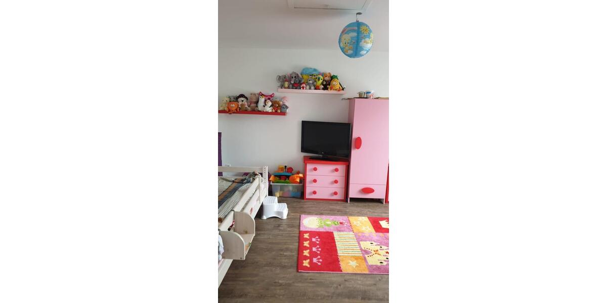 Reihenhaus Burghausen - 5 Zimmer, 124 m&sup2;, 1.800&euro; | Angebot:25170607