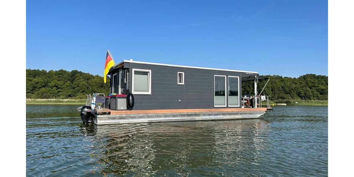 Ein Zuhause, auf dem Wasser oder im Hafen, exklusives Hausboot Neubau 2023 - Ferienhaus Jabel b Waren | Angebot:27142509