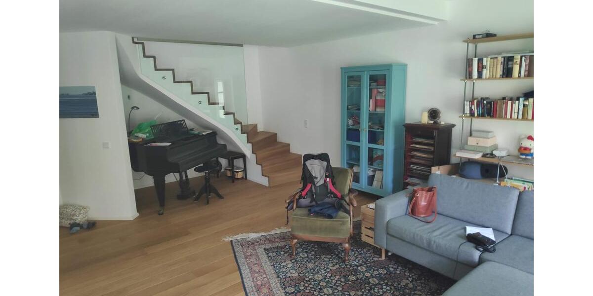 Dachgeschoßwohnung München Thalkirchen-Obersendling-Forstenried-Fürstenried-S - 3 Zimmer, 102 m&sup2;, 2.250&euro; | Angebot:24875636