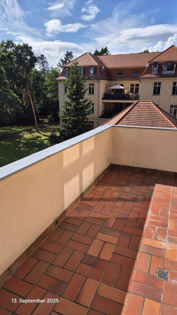 Provisionsfreie 4-Zimmer 130 qm Altbau Wohnung in Potsdam Süd 4 zimmer