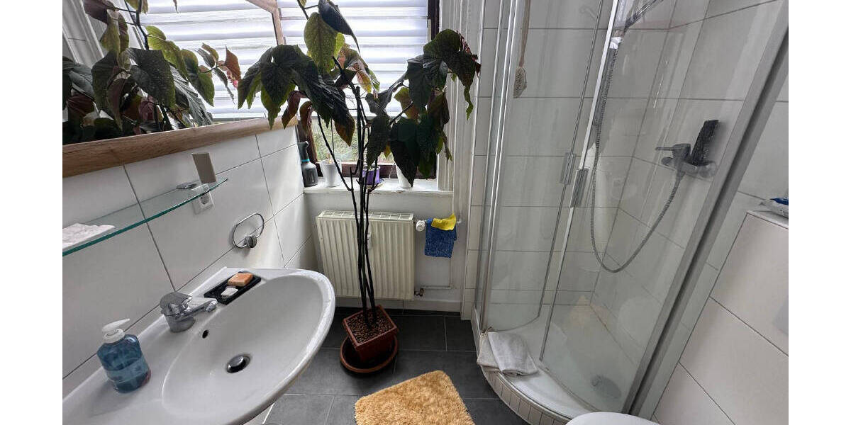 Mehrfamilienhaus, Wohnhaus Gleichen / Bremke Bremke - 7 Zimmer, 167 m&sup2;, 185.000&euro; | Angebot:25797515