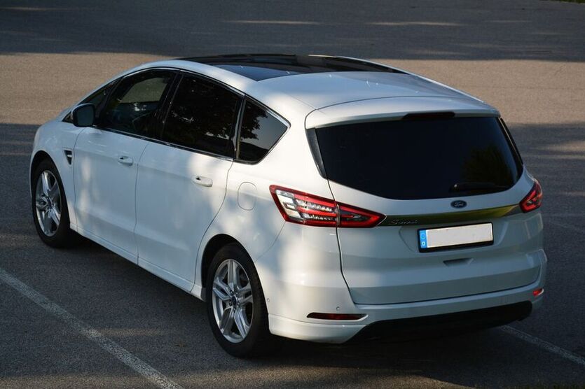 S-Max