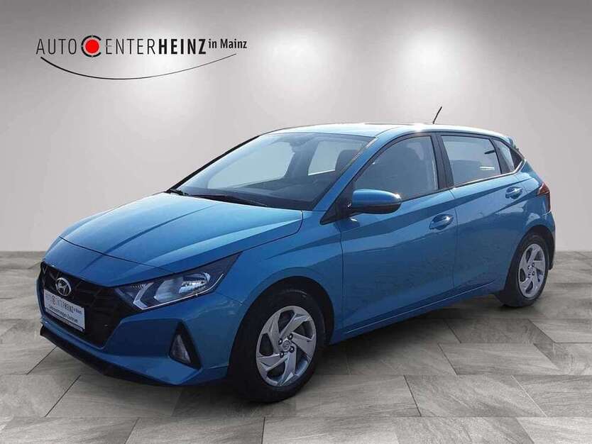 i20