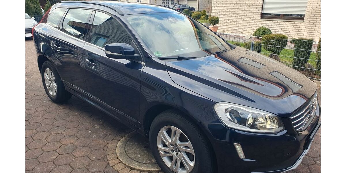 Volvo XC60 98.297 km 17.950 &euro; Lage 32791