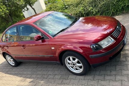 VW Passat 187.310 km 1.650 &euro; Gotha 99867