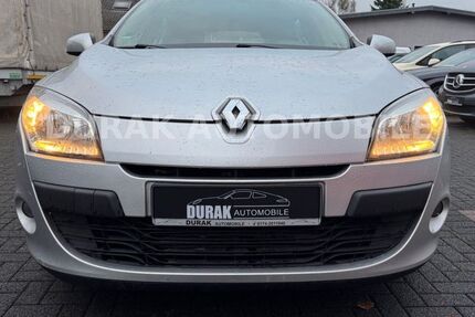 Renault Megane 331.120 km 2.799 &euro; Siegburg 53721