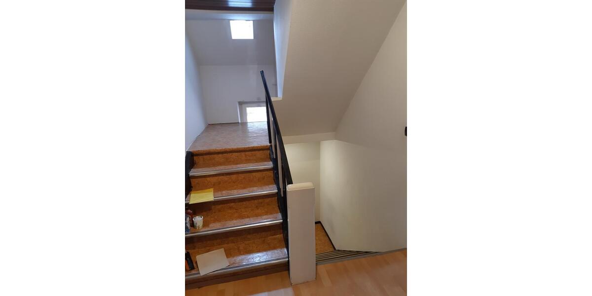 Dachgeschoßwohnung Oberzent - 4 Zimmer, 110 m&sup2;, 720&euro; | Angebot:25375800