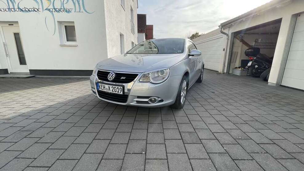 VW Eos 90.300 km 8.500 € Bad-Abbach 93077