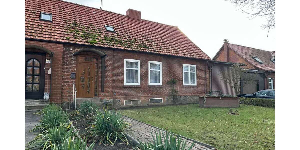 Haus zum Kaufen in Goldberg 61.000 € 113 m² 6 zimmer