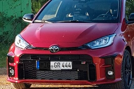 Toyota Yaris 34.000 km 33.900 &euro; Perl 66706