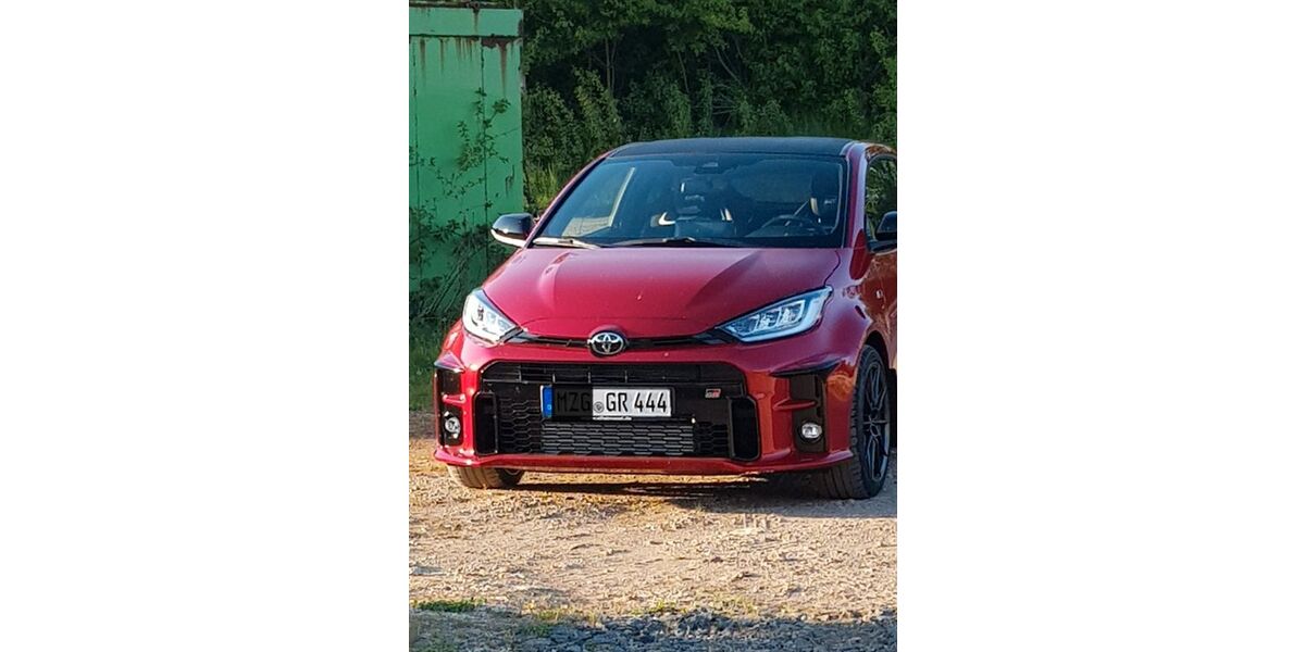 Toyota Yaris 34.000 km 33.900 &euro; Perl 66706