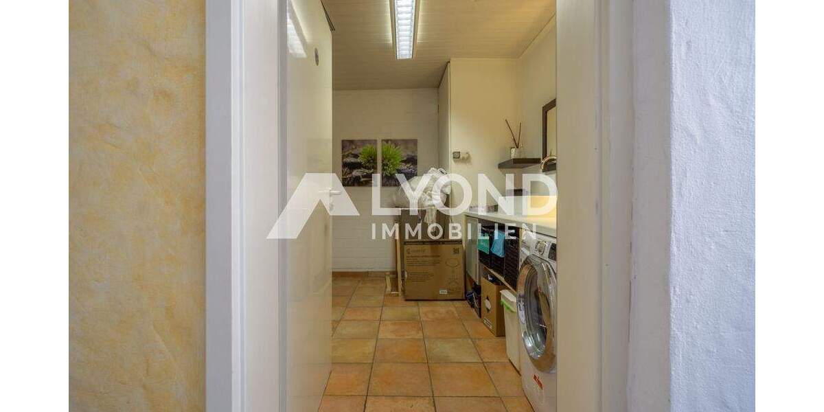 Gewerbeobjekt Sulz am Neckar Sulz - 2 Zimmer, 75 m&sup2;, 128.000&euro; | Angebot:25910570