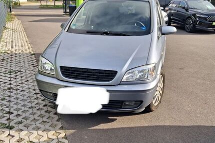 Opel Zafira 160.000 km 1.950 &euro; Bandenitz 19230