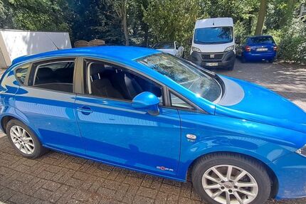 Seat Leon 114.582 km 5.500 &euro; Bremen 28359