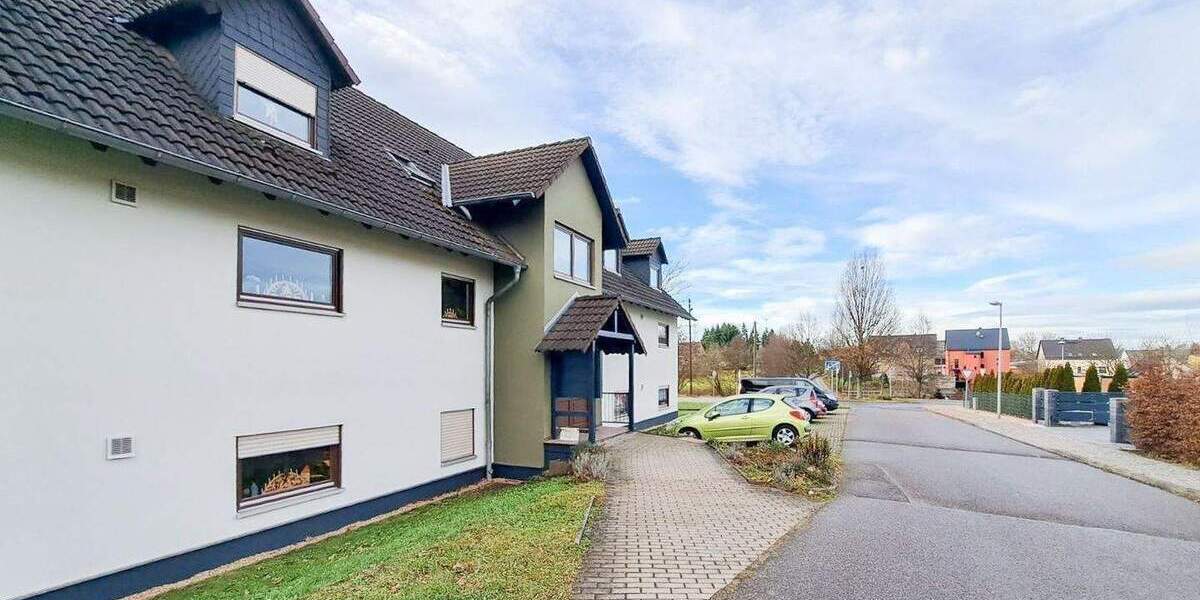 Etagenwohnung Gersdorf - 3 Zimmer, 67 m&sup2;, 400&euro; | Angebot:26694589