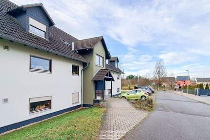 Wohnung Gersdorf - 3 Zimmer, 67 m&sup2;, 400&euro; | Angebot:26694589