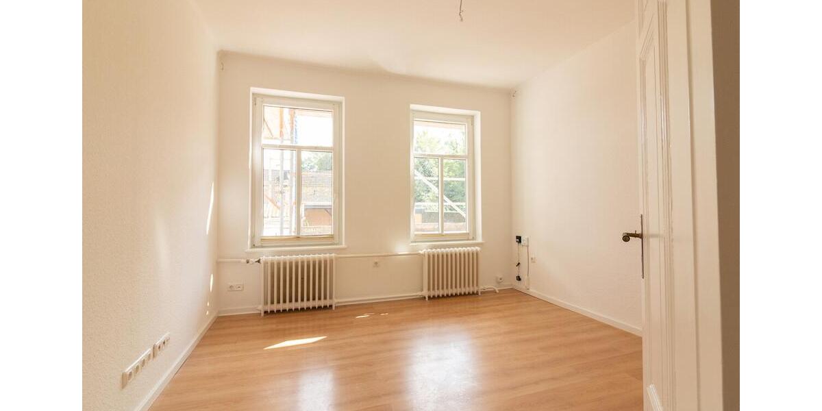 Ab sofort verfügbar: Teilsanierte Doppelhaushälfte in Cismar 4 zimmer