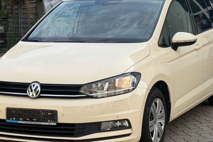 VW Touran 270.000 km 7.790 &euro; Hamburg 22041