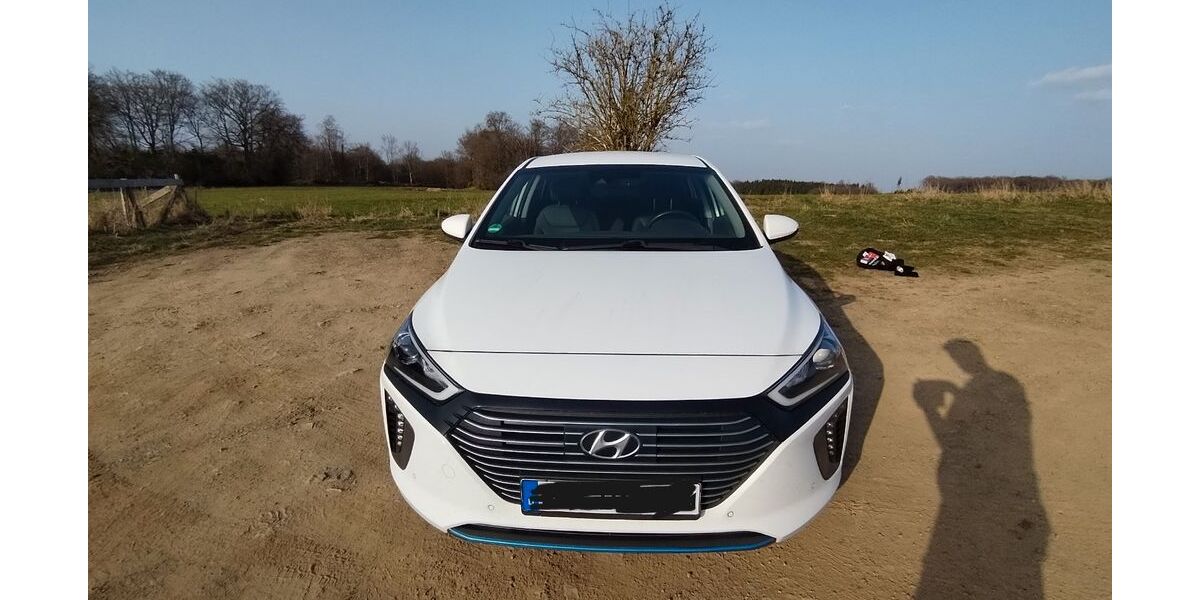 Hyundai IONIQ 76.050 km 11.500 &euro; Halver 58553