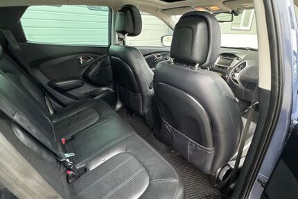 Hyundai ix35 160.988 km 8.100 &euro; Offenburg 77654