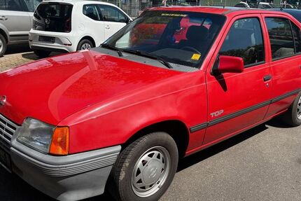 Opel Kadett 69.470 km 3.999 &euro; Königslutter 38154