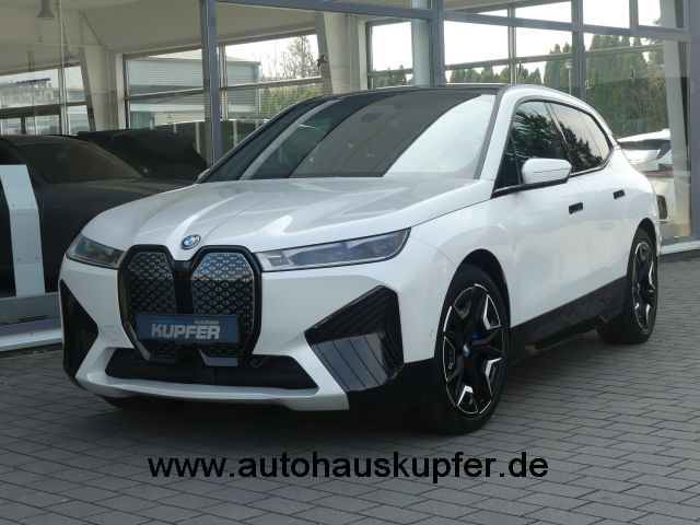 BMW iX 18.990 km 64.400 &euro; Vaihingen / Enz 71665
