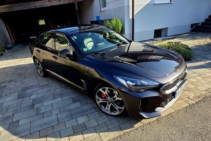 Kia Stinger 72.439 km 29.990 € Landshut 84032