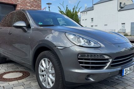 Porsche Cayenne 187.000 km 17.900 &euro; Unterföhring 85774