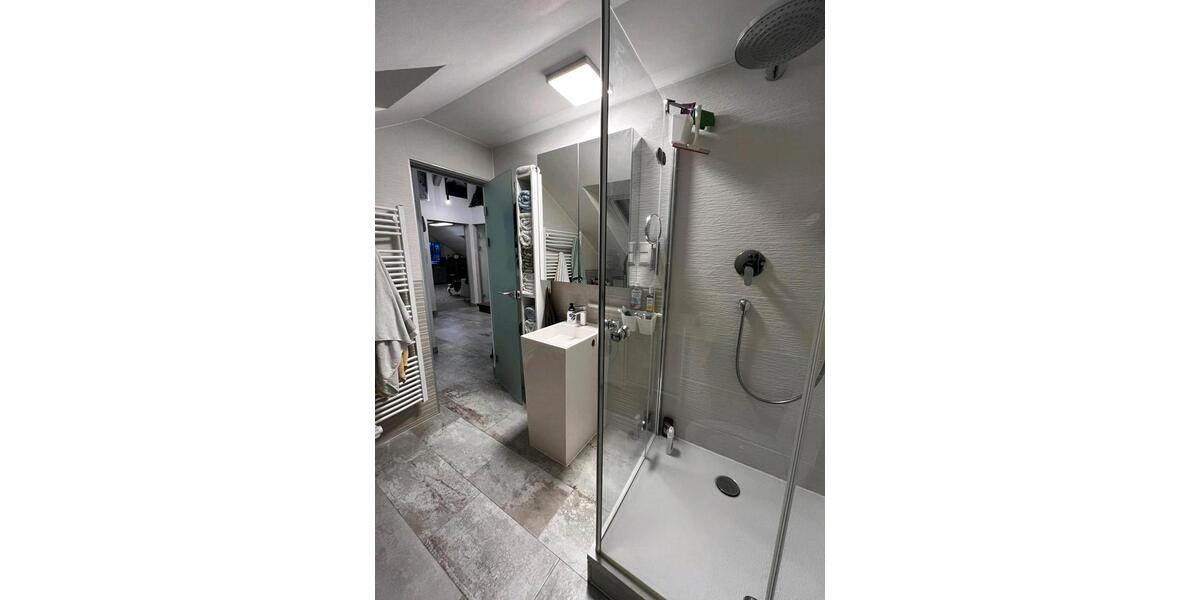 Dachgeschoßwohnung Stutensee - 3 Zimmer, 84 m&sup2;, 278.000&euro; | Angebot:24518069