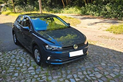 VW Polo 97.794 km 8.999 &euro; Hamburg 22177