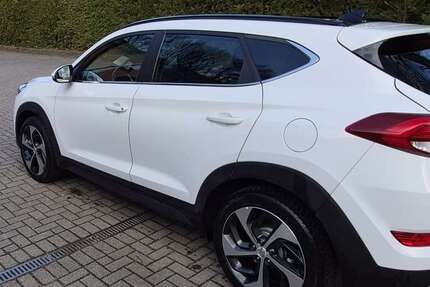 Hyundai TUCSON 148.000 km 13.800 &euro; Lütjensee 22952