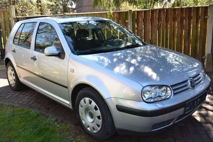 VW Golf 214.303 km 2.290 &euro; Calau OT Saßleben 03205