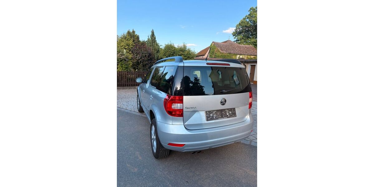 Skoda Yeti 49.400 km 10.600 &euro; Grafenwöhr 92655