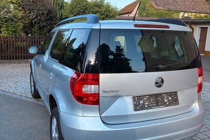 Skoda Yeti 49.400 km 9.950 &euro; Grafenwöhr 92655