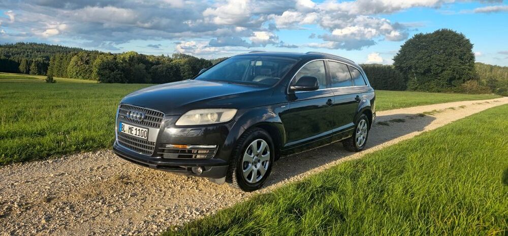 Q7