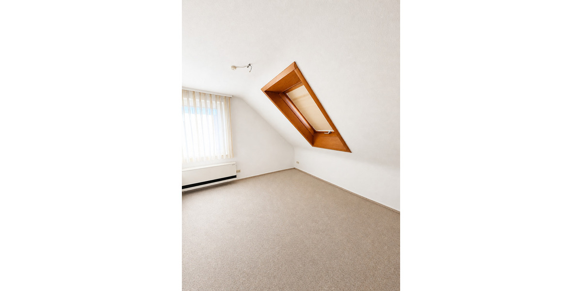 Mehrfamilienhaus, Wohnhaus Filderstadt Bernhausen - 9 Zimmer, 196 m&sup2;, 795.000&euro; | Angebot:26474972