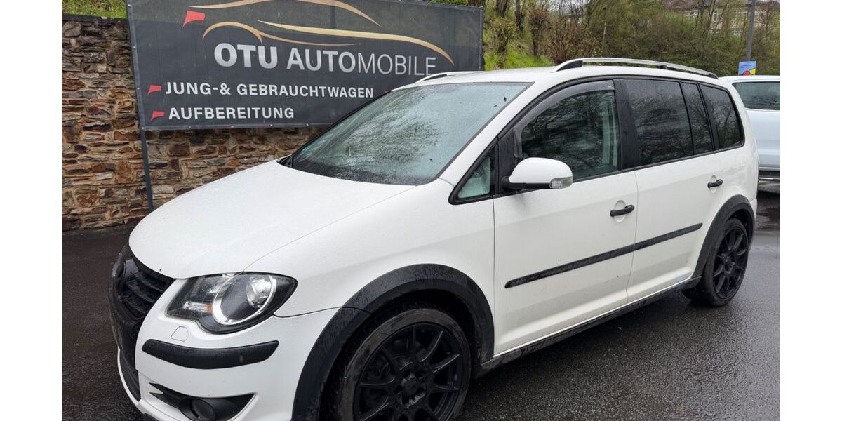VW Touran 210.000 km 2.950 &euro; Nassau 56377