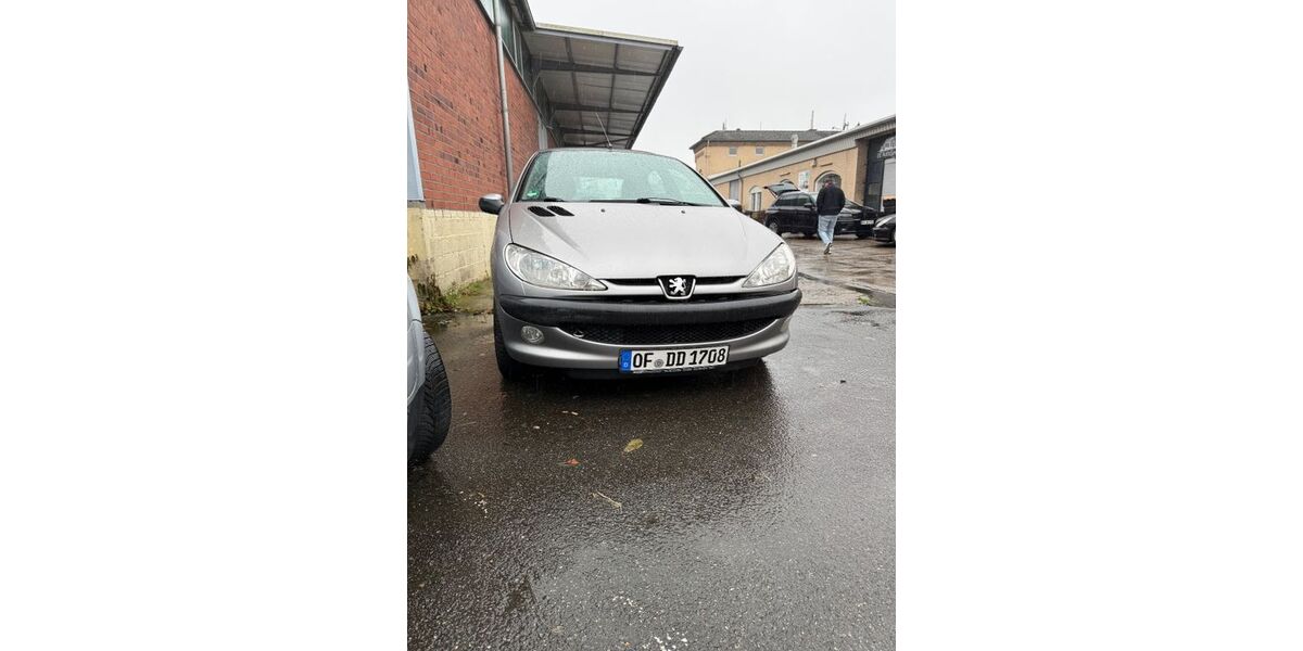 Peugeot 206 165.000 km 1.900 &euro; Darmstadt 64295