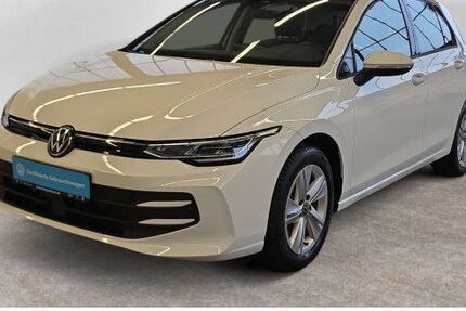 VW Golf 9.483 km 25.690 &euro; Lemgo 32657
