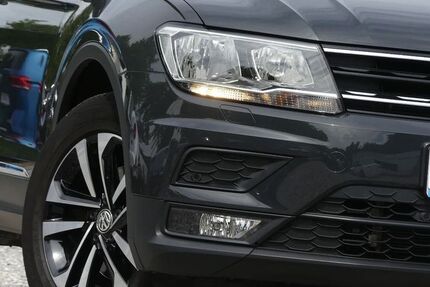 VW Tiguan 48.000 km 24.950 € Regensburg 93059
