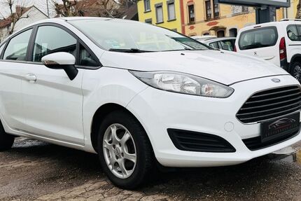 Ford Fiesta 181.000 km 4.400 &euro; Saarbrücken 66115