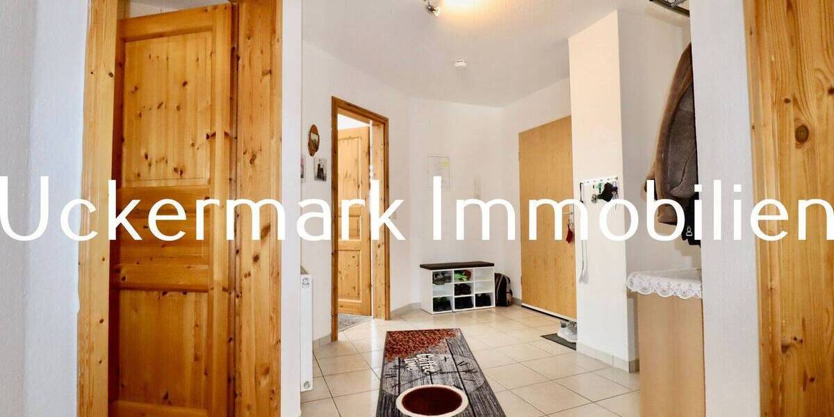 Etagenwohnung Zehdenick - 2 Zimmer, 64 m&sup2;, 129.000&euro; | Angebot:25880925