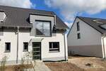 Schlüsselfertiger Neubau mit moderner Ausstattung
