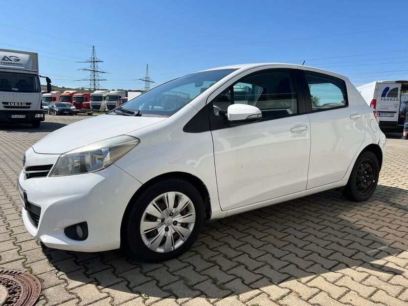 Yaris