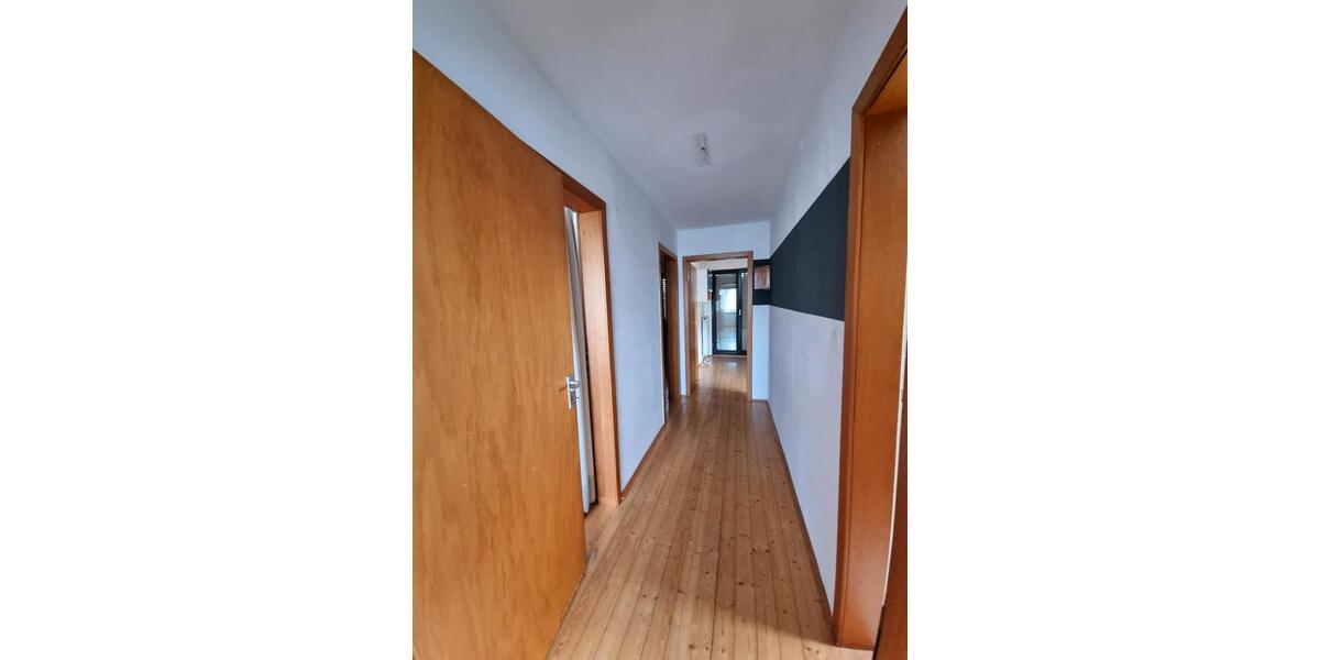 Dachgeschoßwohnung Niederkassel - 2 Zimmer, 50 m&sup2;, 890&euro; | Angebot:26322723