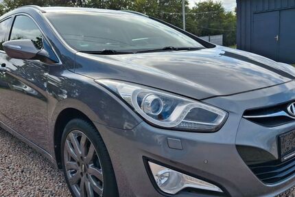 Hyundai i40 150.000 km 7.900 &euro; Bad doberan 18209