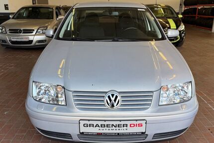 VW Bora 220.000 km 2.950 &euro; Graben-Neudorf 76676