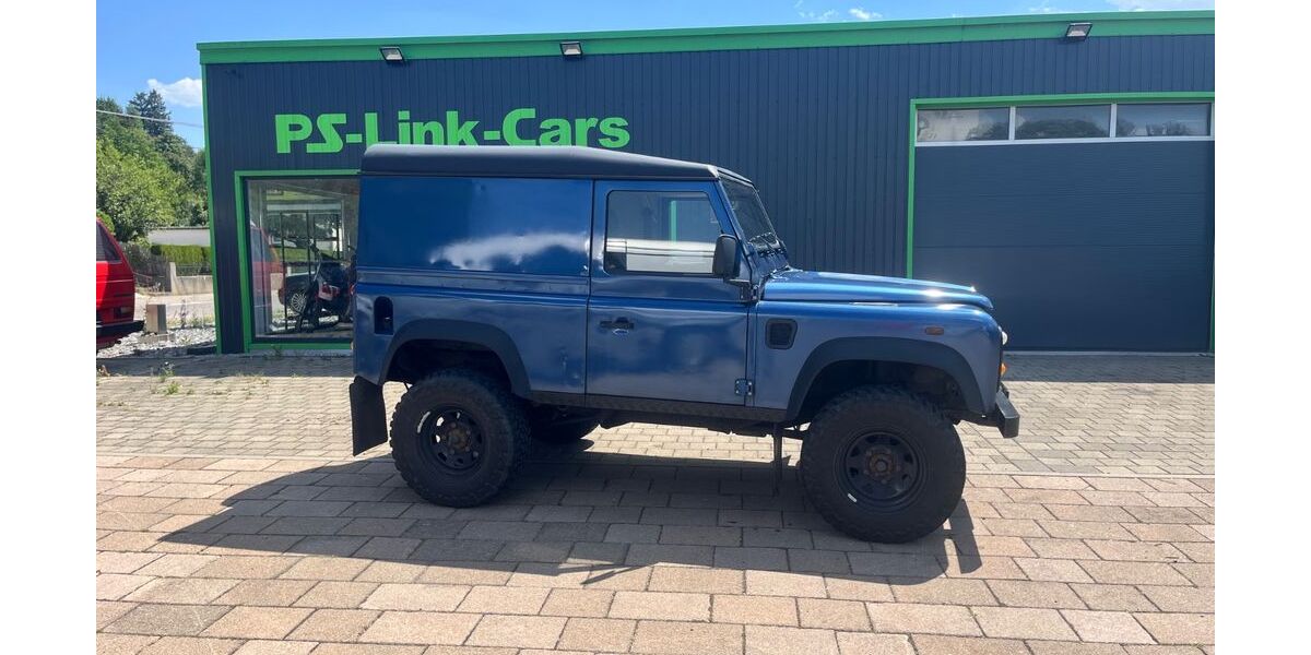 Land Rover Defender 141.000 km 26.990 &euro; Thannhausen 86470